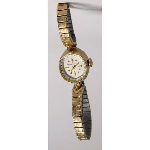 Vintage Longines 10k Gold Women's Gold Tone Hexagonal Face Swiss Made Watch