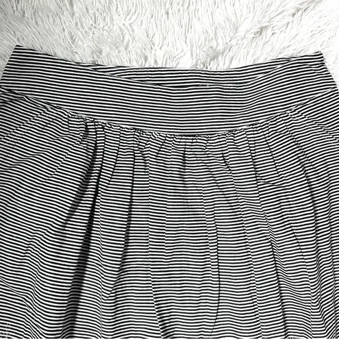 Ny Collection Black White Striped Skirt w/ Embroidered Hem | Size 6