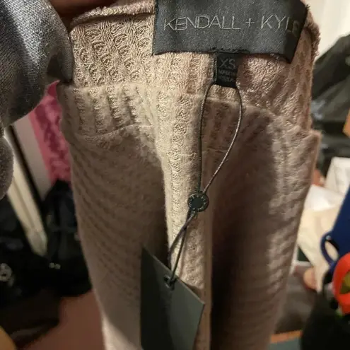 Kendall + Kylie NWT  TAUPE PEPLUM WAFFLE KNIT TOP