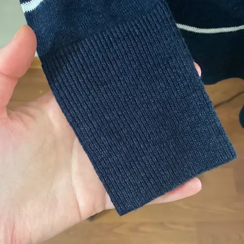 Banana Republic  linen blend navy slouchy sweater with white stripes size XS