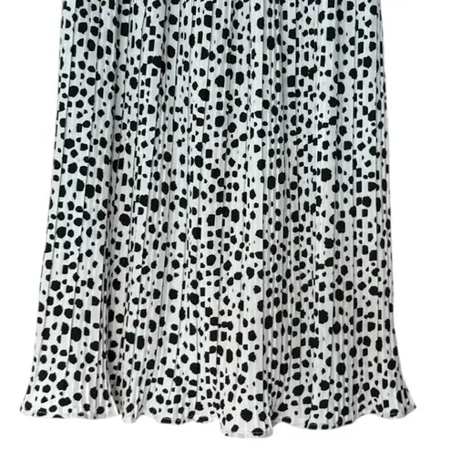 Sweet Rain Pleated Polka Dot Midi Skirt Pull On Flowy Size Medium Black & White