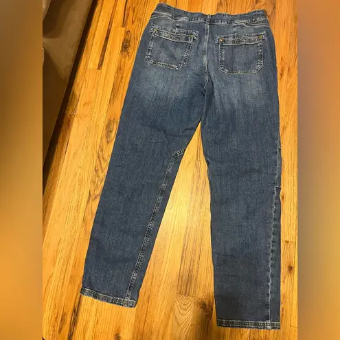 Pilcro 31T Carpenter-Style Straight Jeans