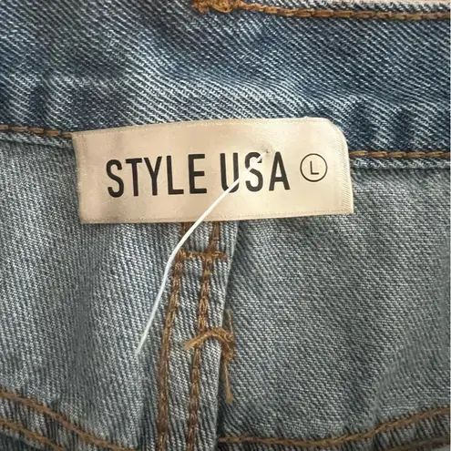 Style USA Trendy Blue Denim Shorts with Red Details Size Large (10