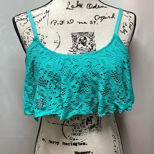 Kenneth Cole crocheted overlay bikini top. Light teal green. Size XL Green