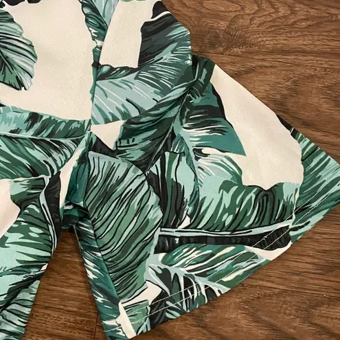 Famulily Women's Plunge V Neck Tropical Printed Romper Green White Size Medium