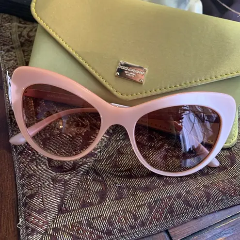 Dolce & Gabbana Auth. 52Cat crystals Acetate sglss