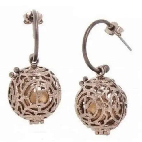 LISA HOFFMAN fragrance earrings, NWOT