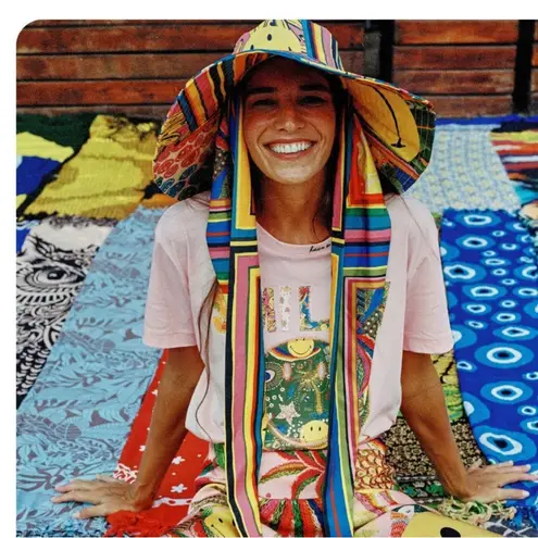 Farm Rio Mixed Scarves Smiley Hat NWT RARE ☀️