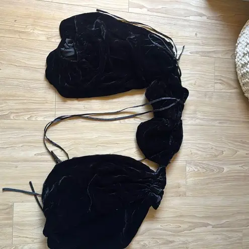 BRONTË MIDI VELVET TOP {BLACK} Black Size 4