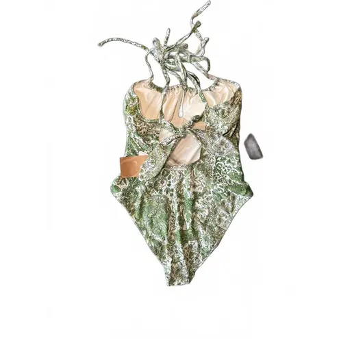 New Berlook Green and White Patterned One