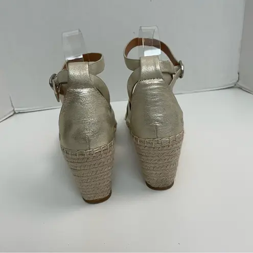 Gentle Souls Kenneth Cole Sandals Charli Wedge X-Band Espadrille Metallic Gold