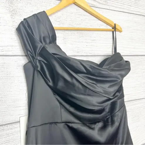 NWT Elegant Black Satin One