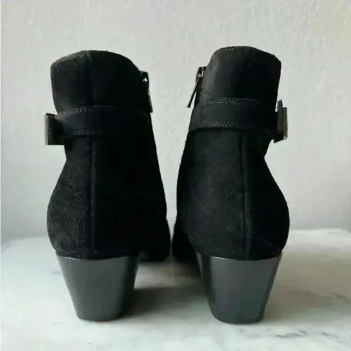 Saint Laurent  Women’s Suede Black Ankle Boots Size‎ 6