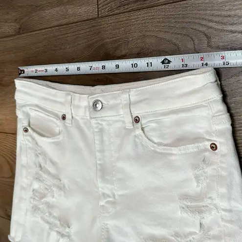 American Eagle  High Rise White Mom Jean Shorts Size 8