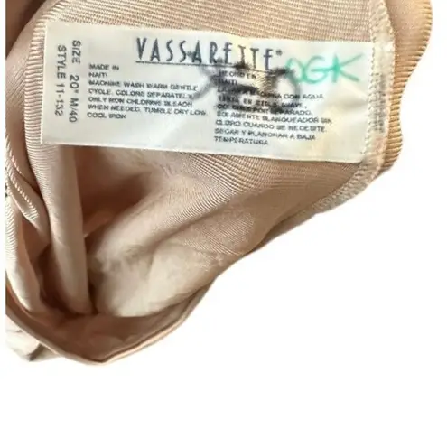 Vassarette  Slip Size Medium