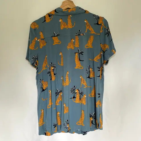 Soma button down pajama top soft short sleeves leopards big cats women L rayon Size L