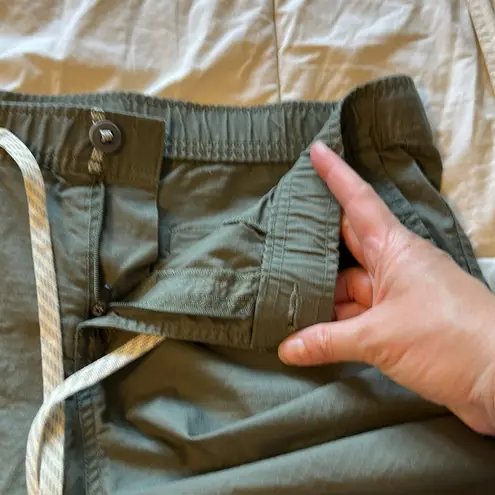 Vuori Pants Womens Medium Green Ripstop Organic Cotton Stretch