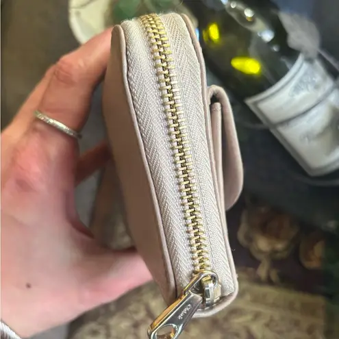 Chloé Authentic CHLOE Leather Bow zip around continental wallet