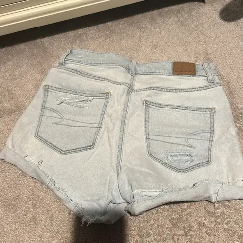 American Eagle Size 6  Jean Shorts. MOM short