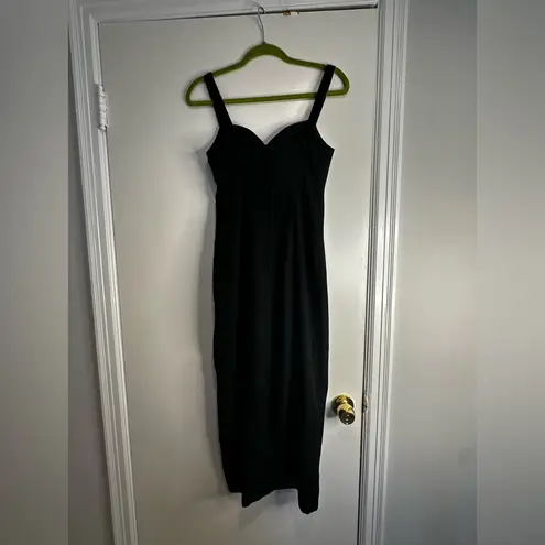 Sharagano of France XS Black Sheath Gown. Embroidered Bust. Low Slit.