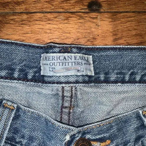 American Eagle distressed Hipster flare normcore size 5 jeans Blue