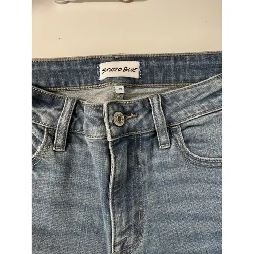 Studio Blue Women's Distressed Denim Straight Leg Jeans Size 28