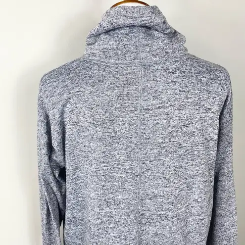Old Navy  Active Turtleneck Sweatshirt with Pockets