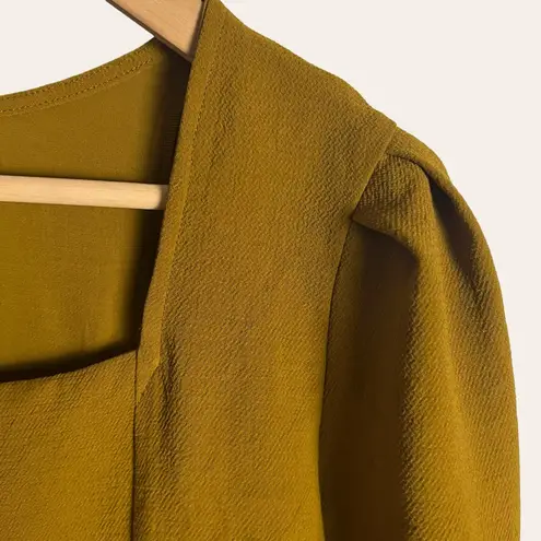 Amour Vert Nadja Mustard Yellow Square Neck Button Front Cropped Peplum Top M