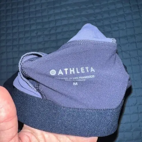 Athleta  Purple Conscious Crop Bra‎ size M Breathable Active