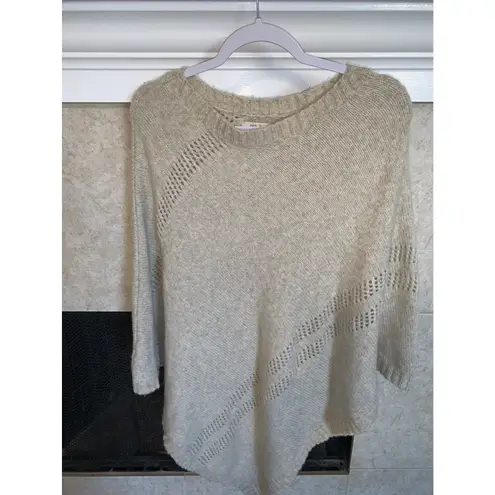 G.H. Bass & CO Beige Wool Blend Pointelle Poncho / Wrap / Shawl, Women's L 0067 Tan