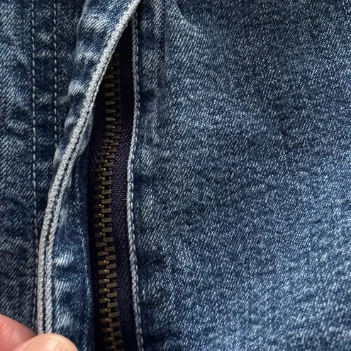 Lauren Ralph Lauren blue wide leg mid rise jeans, size 14 medium wash preppy