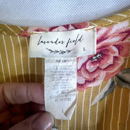 Lavender Field Yellow Gold Floral Print Bell Sleeve Vneck Boho Blouse Size Large - Image 6