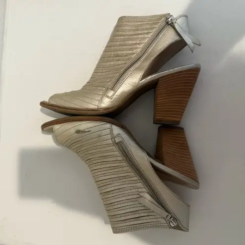 Paul Green Cayanne Gold Leather Peep Toe Ankle Booties Size UK 7 / US 9.5