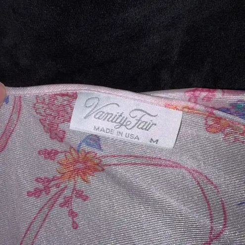 Vanity Fair  vintage Floral nightgown