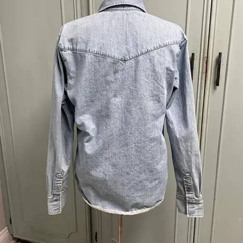 Salt Valley Western Denim Button Down Shirt Womens Small Light Wash Rodeo Blue