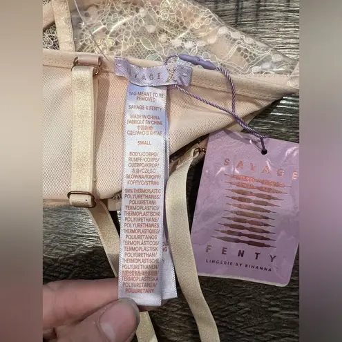 Savagexfenty NWT Savage x Fenty Lace and Vinyl Bra