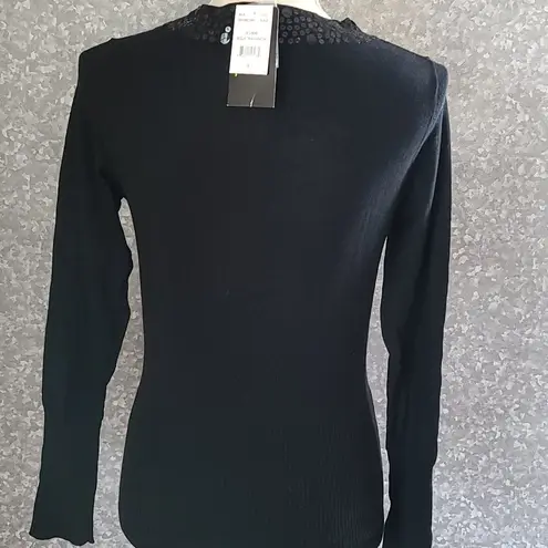 Nicole Miller Nicole by  sweater size medium