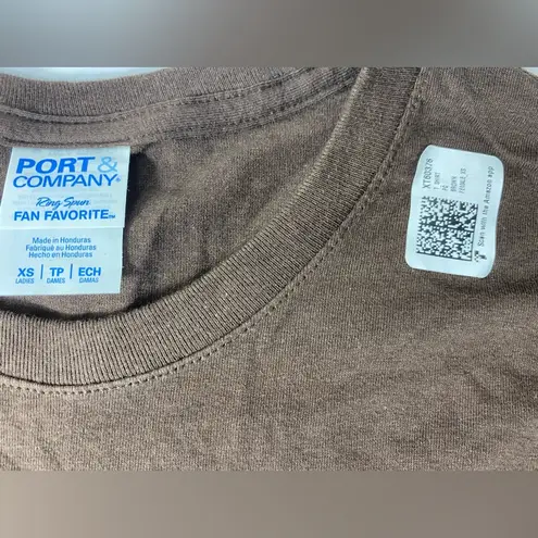 Port & Company Women’s XS Brown Base Andes Crème de Menthe Thins candy logo tee