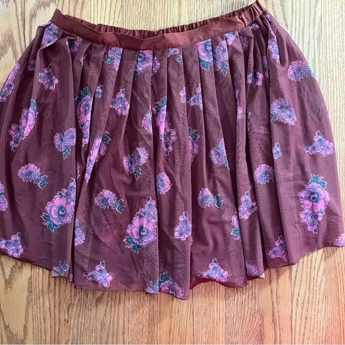 Free People  NWOT Florence floral Mesh skirt and crop top Set size medium