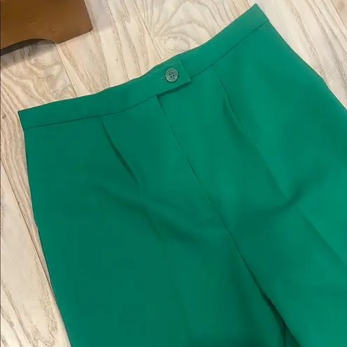 Handmade Elegant Green Women's Pants  like new medium fit