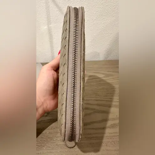 Bottega Veneta Intrecciato Weave Leather Continental Wallet