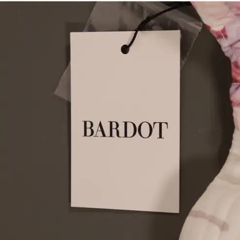 Bardot NWT cropped corset top size 2 in blossom