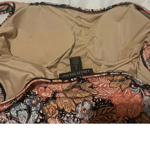 A pea in the pod NWT Square-Neck Maternity One Piece Swimsuit Floral Size Small