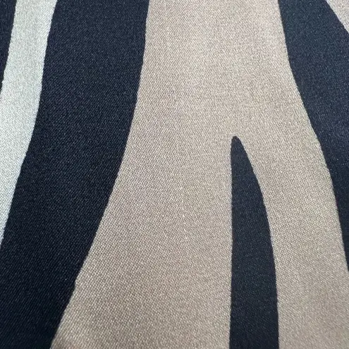 St. John silk tiger print sleeveless a-line dress size 12