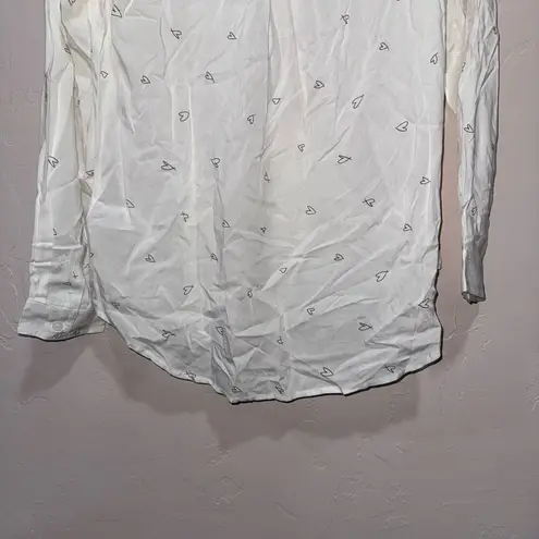 BeachLunchLounge New Beach Lunch Lounge Button Down Alanna Love Hearts