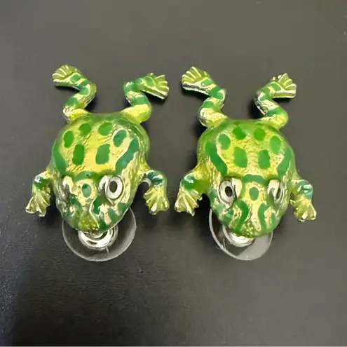 Unsigned Enameled Green Frog Earrings 9g.