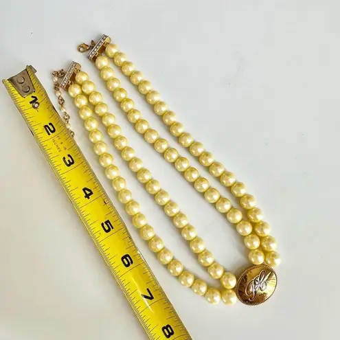 Avon "President's Recognition" pearlesque necklace