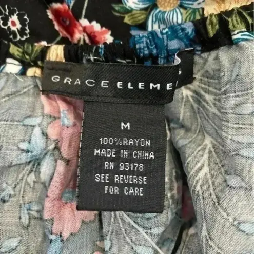 Grace Elements ⭐️ New with tags  pretty rustic floral blouse with flared sleeves