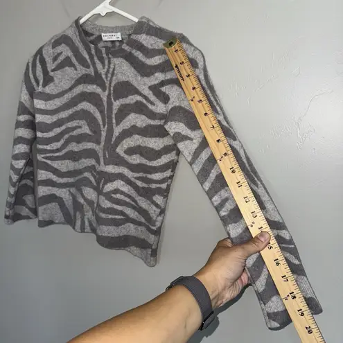 Equipment Femme 100% Cashmere Sweater Zebra Print Gray