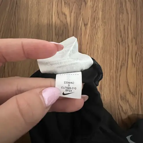 Nike  Black Legend Short Sleeve Training T-Shirt Size Small